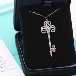 Elegant Silver Key Pendant Necklace